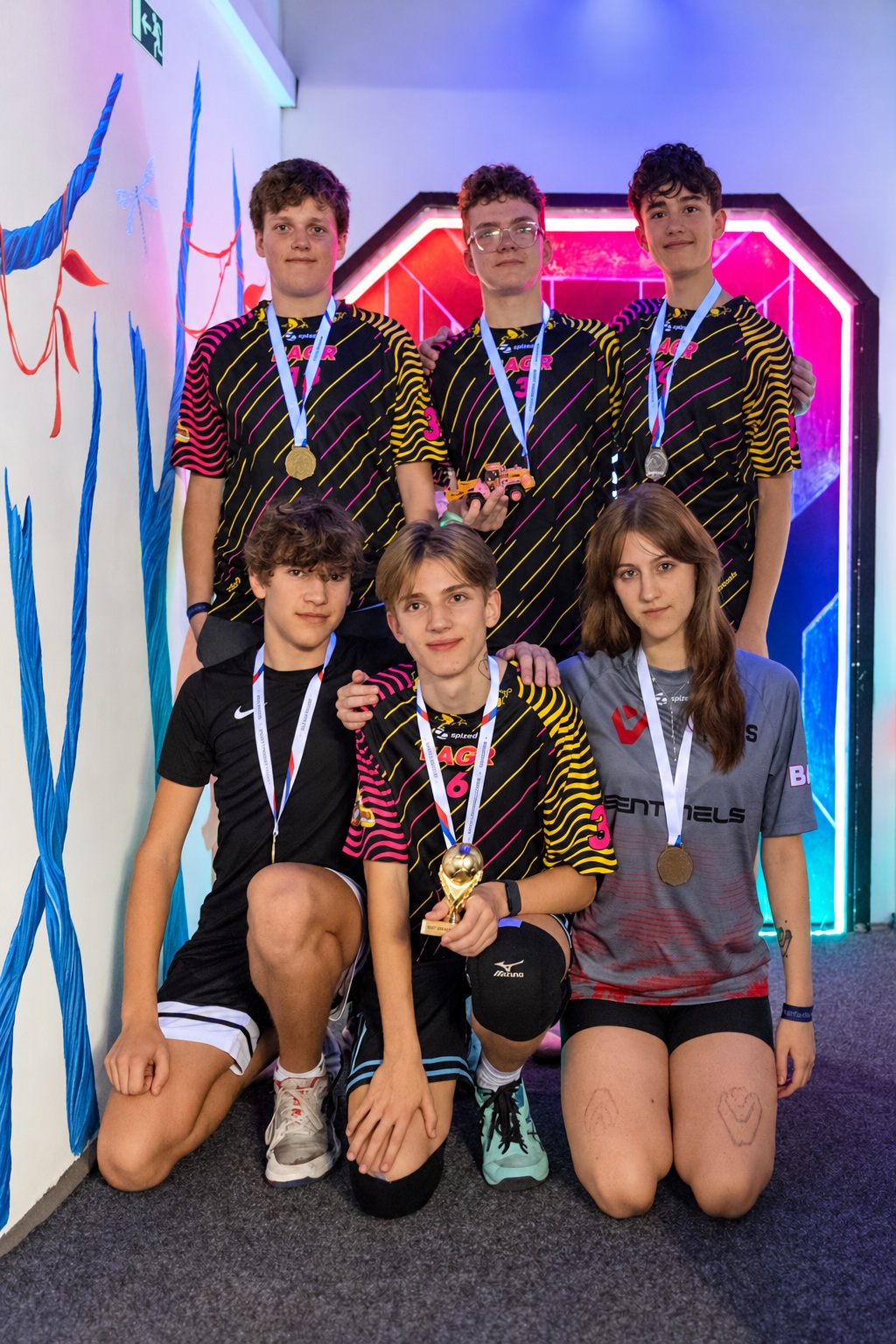 Lasergame - 2. divize ČLBL: stříbro pro Kobry, bronz pro Kočičí démony Bagrik_1.jpg